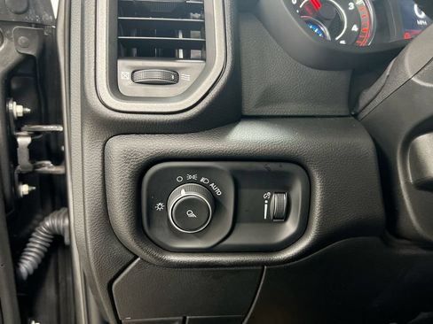 Used 2024 RAM 3500 Tradesman w/ Chrome Appearance Group AWD/4WD image 13