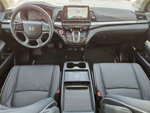 Used 2025 Honda Odyssey Elite image 15
