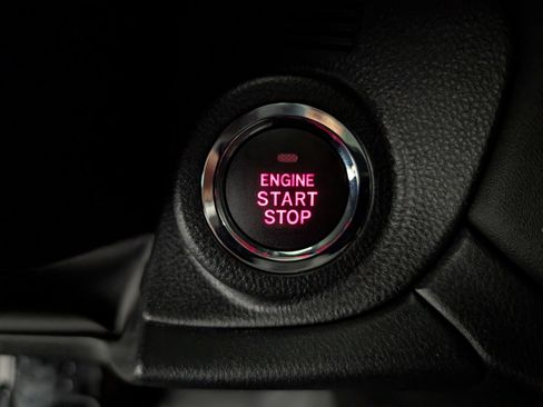 Used 2025 Subaru Outback Premium image 24