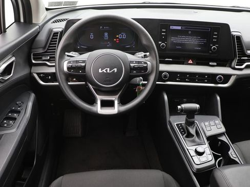 Used 2024 Kia Sportage LX image 13