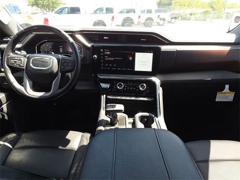 Used 2024 GMC Sierra 1500 Denali w/ Technology Package image 11