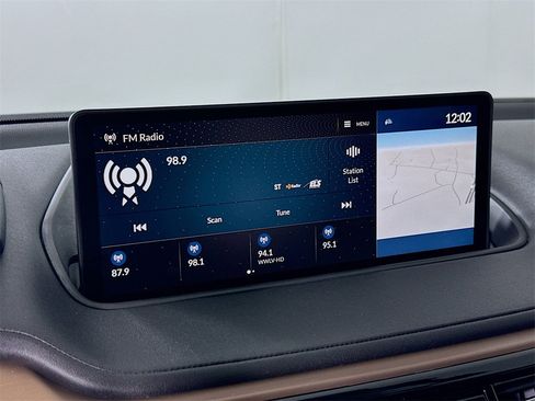 Used 2022 Acura MDX SH-AWD w/ Technology Package image 30