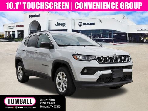 Used 2024 Jeep Compass Latitude w/ Convenience Group image 1