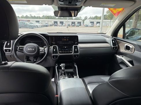 Used 2022 Kia Sorento X-Line EX image 10