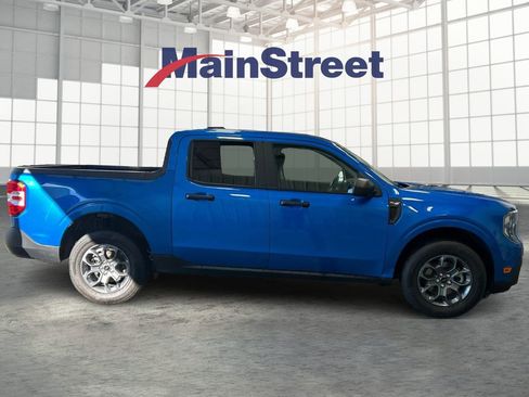 Used 2025 Ford Maverick XLT w/ Equipment Group 302A image 6