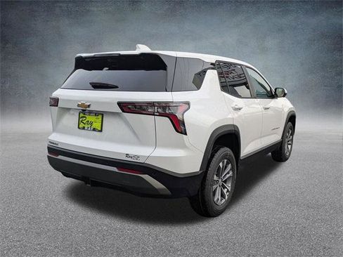 New 2026 Chevrolet Equinox LT w/ Safety and Technology Package image 4