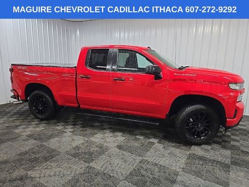Used 2019 Chevrolet Silverado 1500 Custom w/ Custom Value Package AWD/4WD image 1