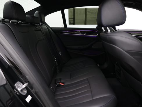 Used 2020 BMW 530i w/ M Sport Package RWD image 41