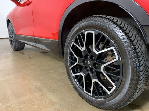 Used 2023 Chevrolet Blazer RS w/ Driver Confidence II Package AWD/4WD image 9