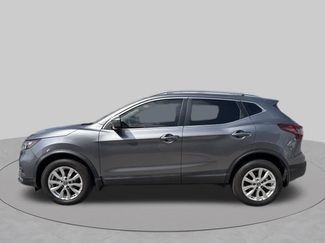 Used 2021 Nissan Rogue Sport SV FWD video 3