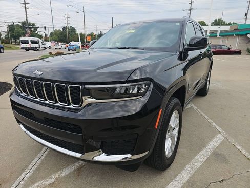 Certified 2025 Jeep Grand Cherokee L Laredo w/ Luxury Tech Group I AWD/4WD image 7