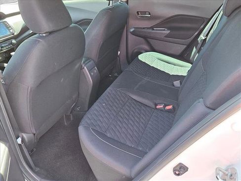 Used 2022 Nissan Kicks SV FWD image 17