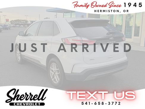 Used 2023 Ford Edge SEL AWD/4WD image 3