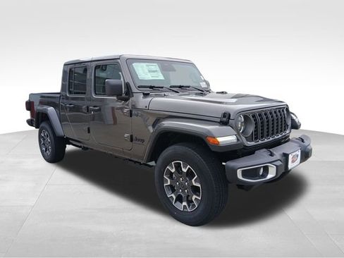 New 2026 Jeep Gladiator Sport AWD/4WD image 7