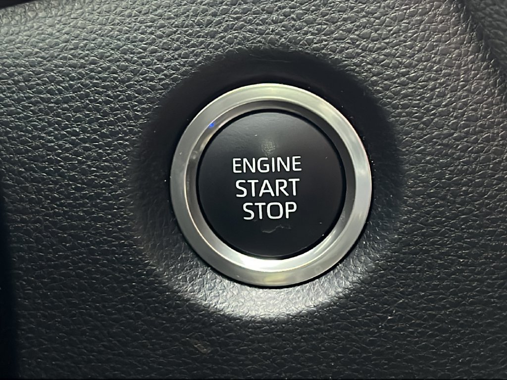 Used 2026 Toyota Corolla SE FWD image 22