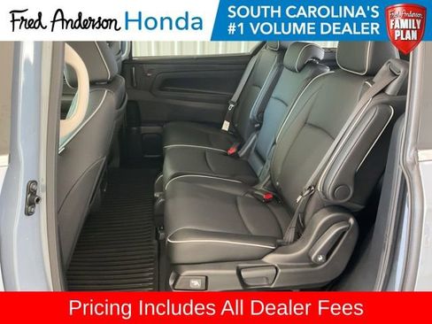 New 2026 Honda Odyssey Touring image 18