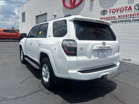 Used 2023 Toyota 4Runner SR5 Premium w/ Moonroof Package RWD image 6
