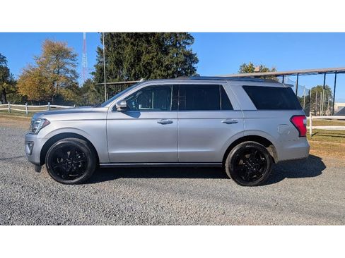 Used 2020 Ford Expedition Limited w/ Special Edition Package image 4