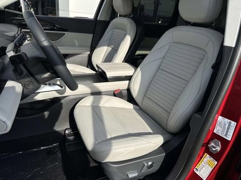 New 2026 Lincoln Nautilus Reserve w/ Jet Appearance Package image 16