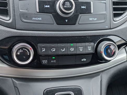 Used 2016 Honda CR-V SE image 23