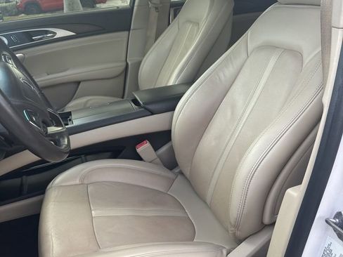 Used 2020 Lincoln MKZ Reserve w/ Luxury Package image 5