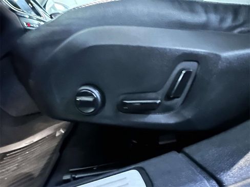 Used 2019 Volvo S60 T6 Momentum image 20