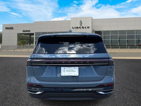 New 2026 Lincoln Nautilus Premier AWD/4WD image 4