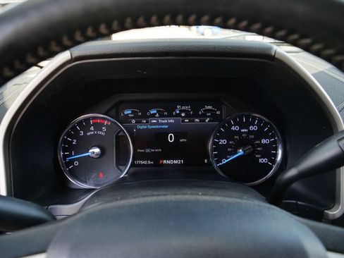 Used 2019 Ford F350 Lariat AWD/4WD image 11