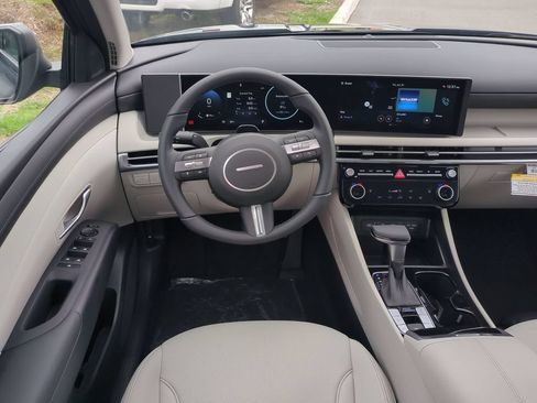 New 2026 Hyundai Tucson SEL FWD image 19