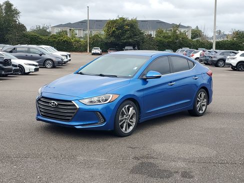Used 2017 Hyundai Elantra Limited w/ Limited Tech Package 04 image 35