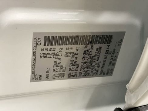 Used 2024 Nissan Rogue SV image 29