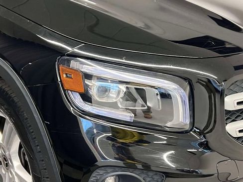 Certified 2021 Mercedes-Benz GLB 250 GLB 250 image 8