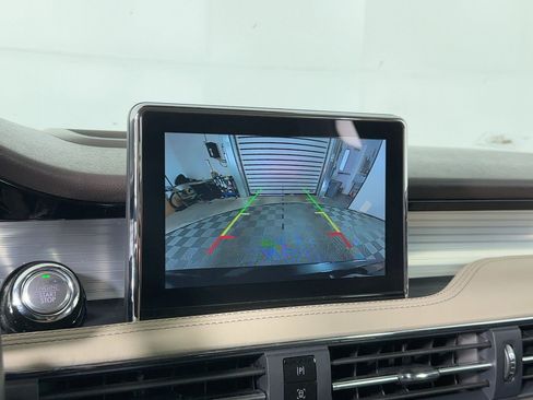 Used 2021 Lincoln Corsair Standard w/ Equipment Group 101A image 26