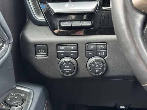 Certified 2023 Chevrolet Silverado 1500 High Country w/ High Country Premium Package image 35