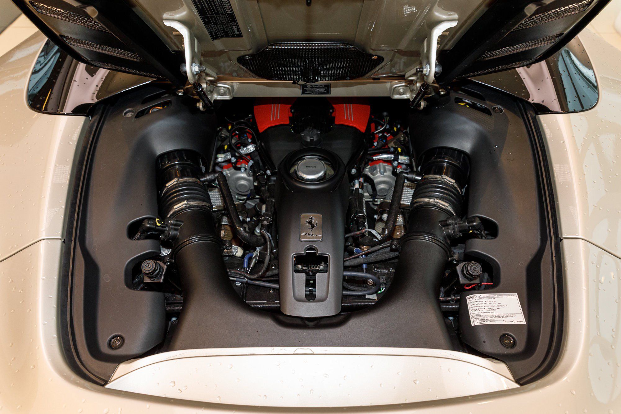 Used 2018 Ferrari 488 Spider RWD image 49