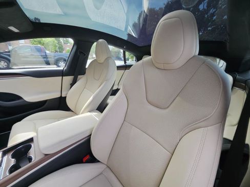 Used 2023 Tesla Model S Standard Range AWD/4WD image 38