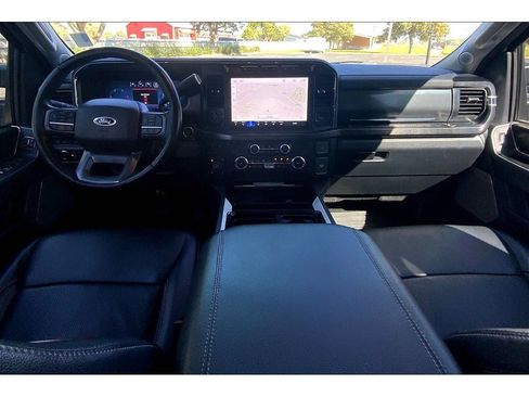 Used 2023 Ford F250 Lariat w/ Lariat Ultimate Package image 16