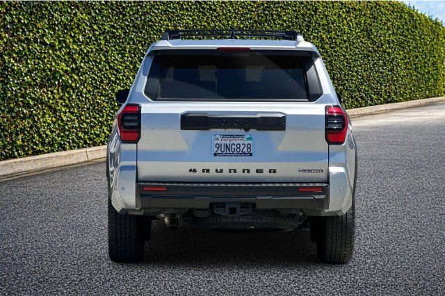 Used 2025 Toyota 4Runner TRD Off-Road Premium AWD/4WD image 5