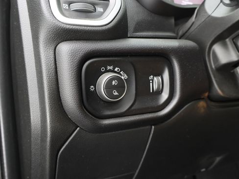 Used 2022 RAM 2500 Big Horn w/ Level C Equiment Group AWD/4WD image 41