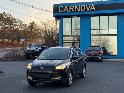 Used 2016 Ford Escape SE w/ SE Leather Comfort Package