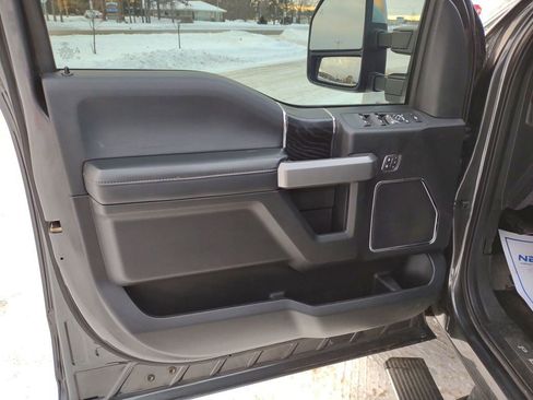 Used 2019 Ford F450 Platinum w/ Platinum Ultimate Package image 10