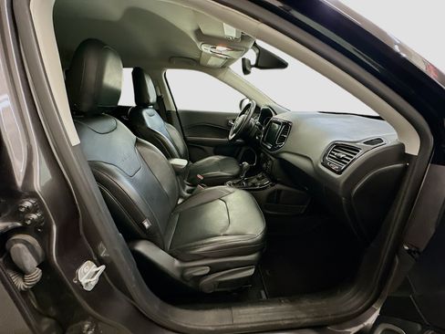 Used 2020 Jeep Compass Limited AWD/4WD image 31