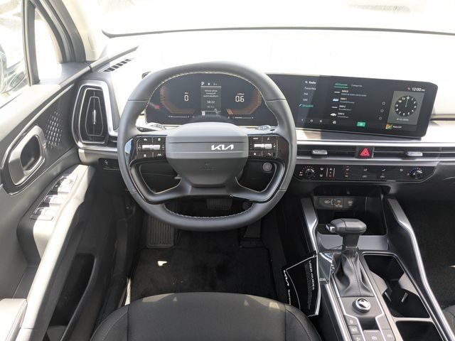 New 2026 Kia Sorento LX FWD image 18