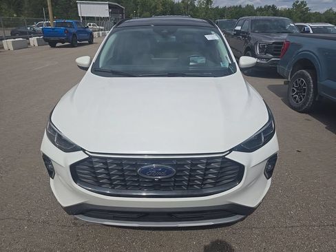 Used 2023 Ford Escape Platinum AWD/4WD image 7