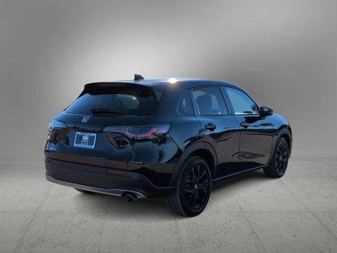 Used 2023 Honda HR-V Sport image 8