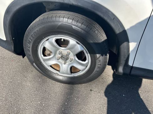 Used 2013 Honda CR-V LX image 24