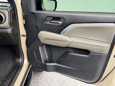 Used 2023 Chevrolet Colorado ZR2 w/ Desert Boss Special Edition image 24