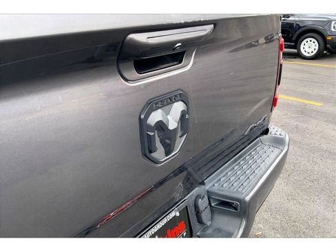 Used 2022 RAM 3500 Laramie AWD/4WD image 32