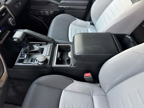 Used 2025 Toyota Tacoma TRD Sport image 19