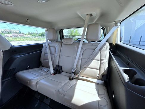 Used 2022 Lincoln Navigator L Reserve AWD/4WD image 22